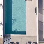 M&b Luxury Villa *