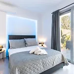 M&b Luxury *